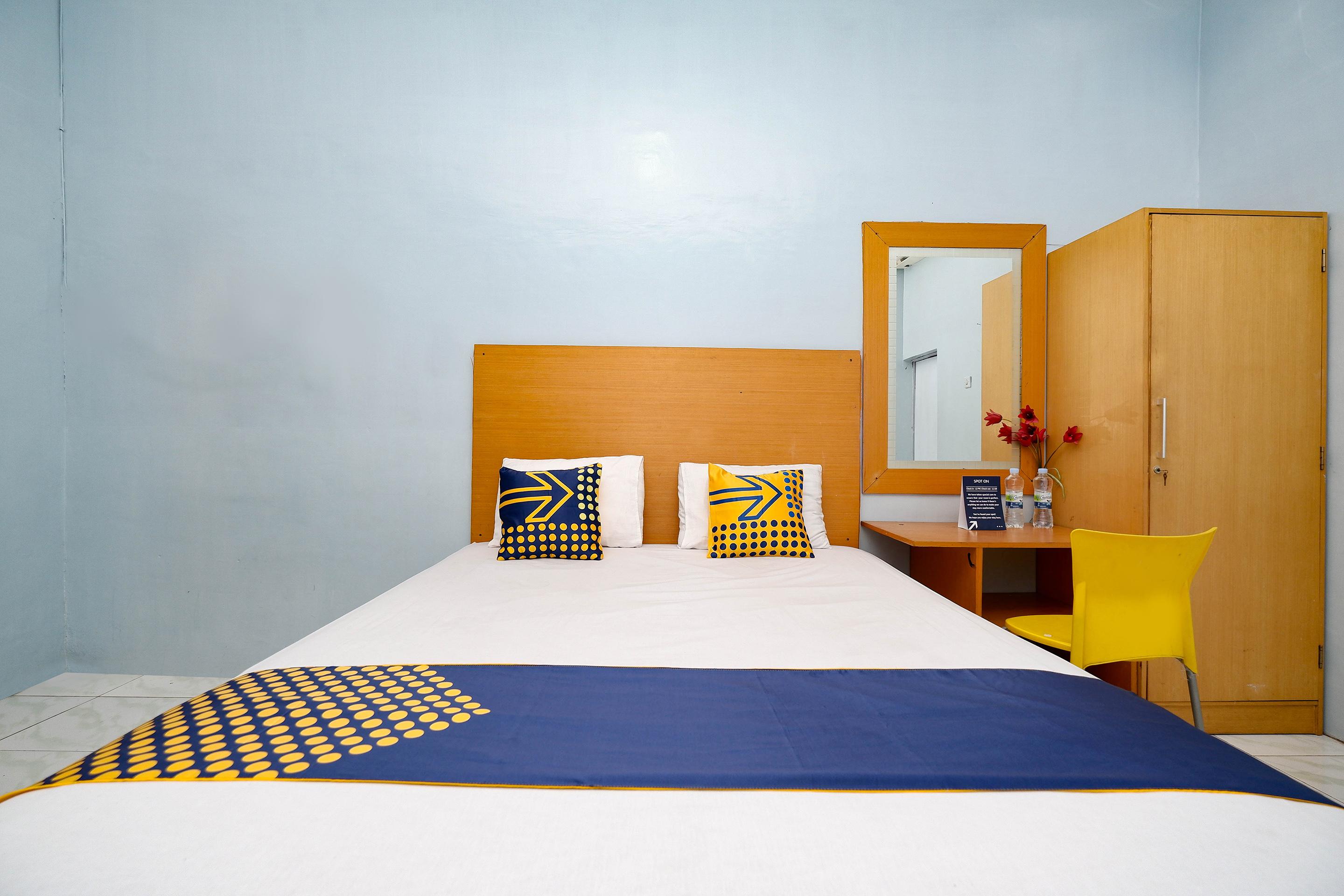 สปอต ออน 2240 ซิมปัง ตูจูห์ เรสซิเดนซ์ Hotel Kudus ภายนอก รูปภาพ